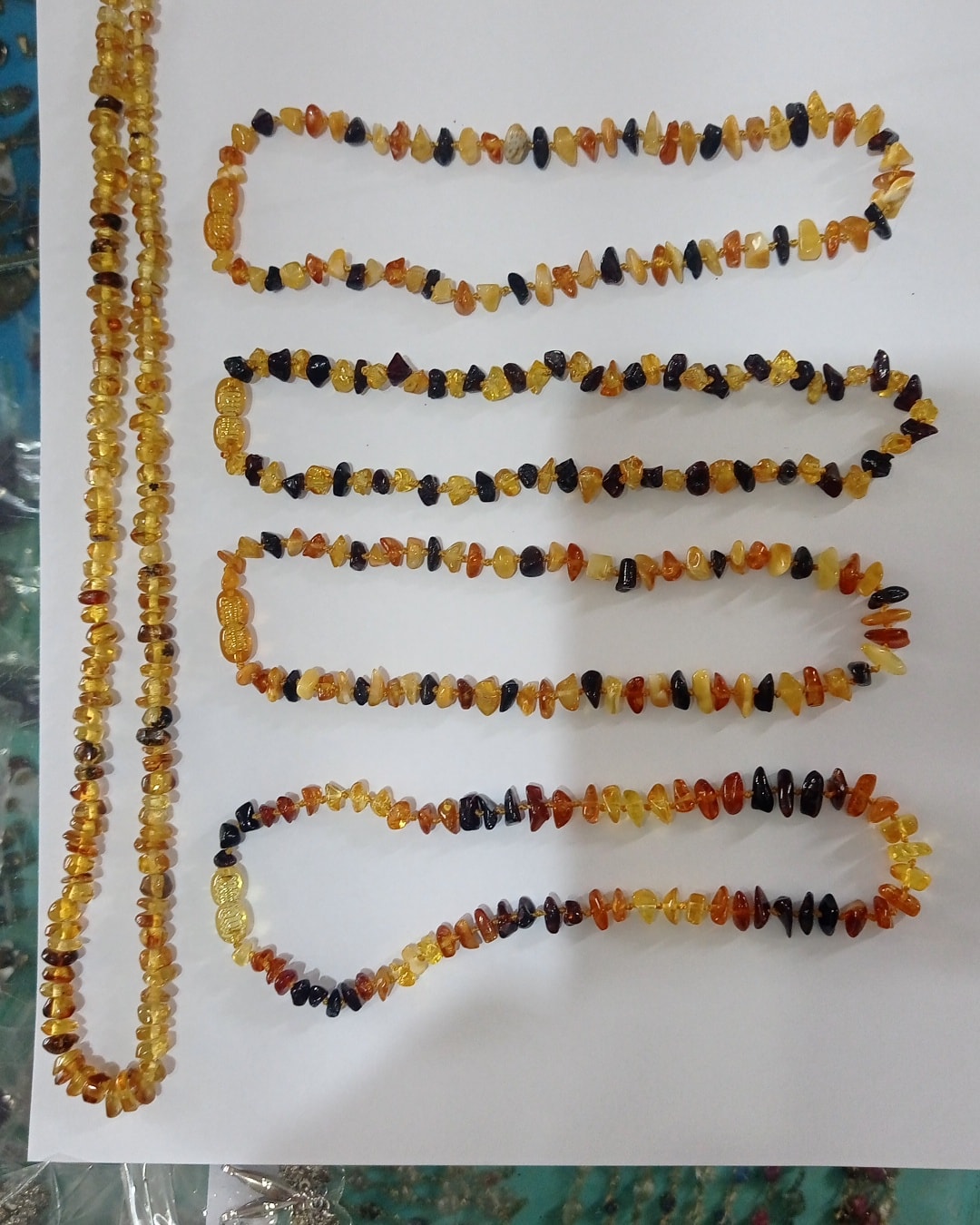 Colar de Pedras Variadas